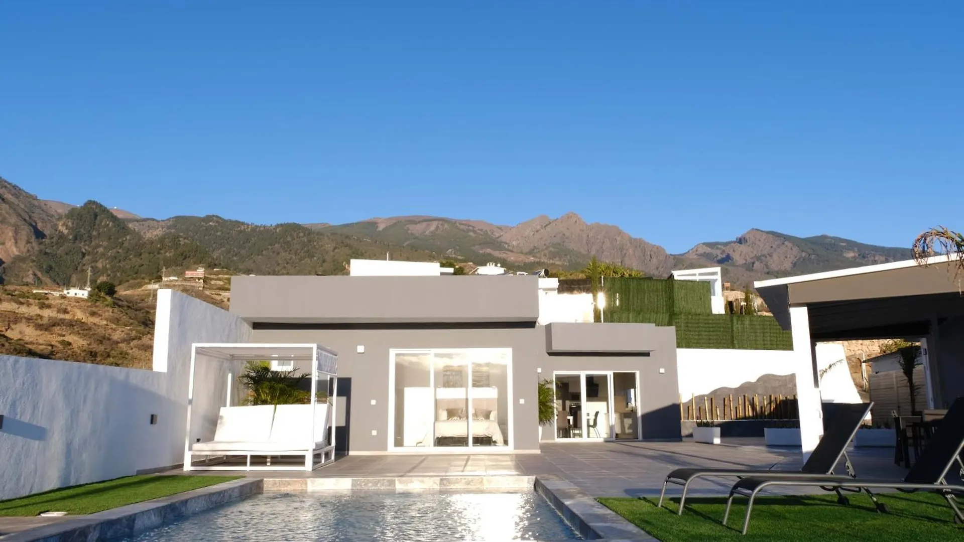 Jvg Villas - Villa Giulia Guimar