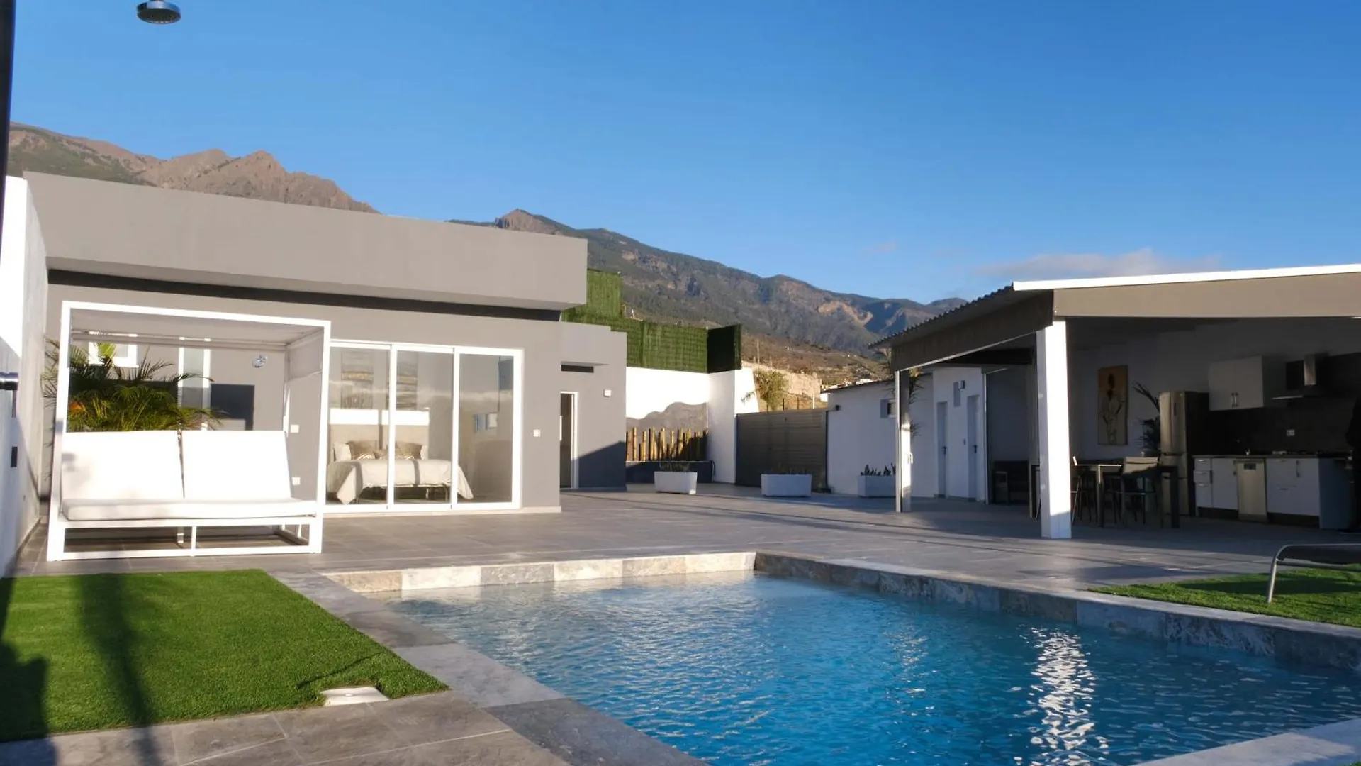 Jvg Villas - Villa Giulia Guimar Spain
